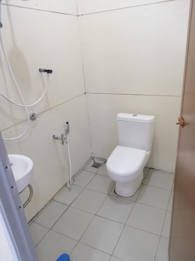 Teratak Sherra Roomstay Macang Exterior foto